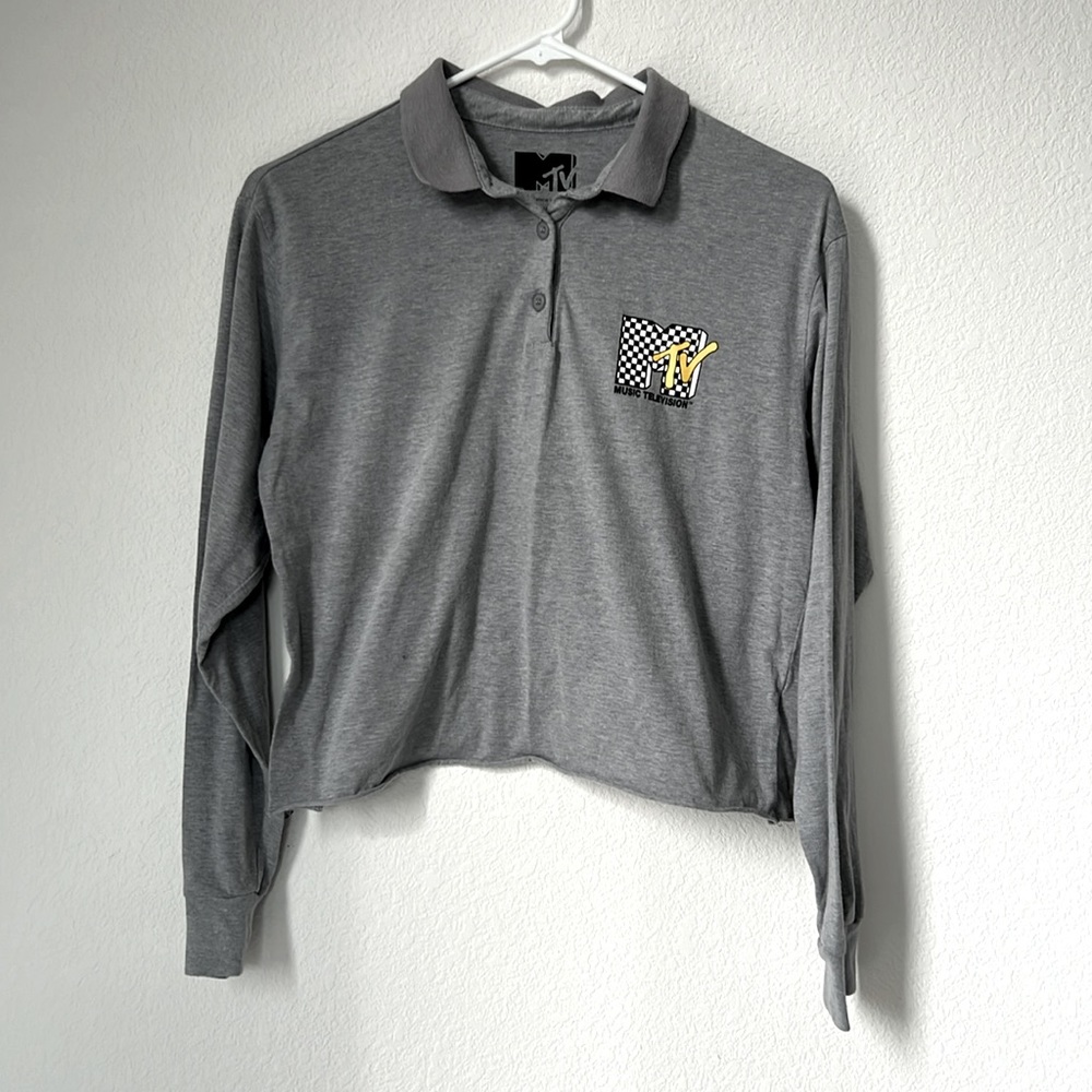 MTV long sleeve shirt SZ M